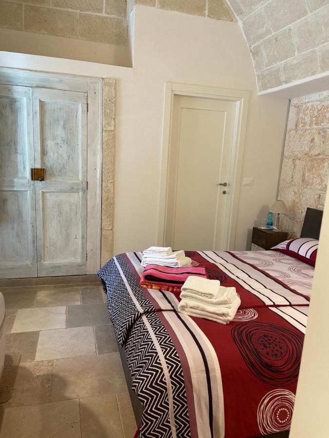 B&B, Chambre D'Hotes In Villa Elena, Affittacamere ออสตูนี ภายนอก รูปภาพ